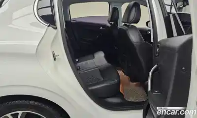 Peugeot 208 2015 1.6 автомат (гидро), миниатюра 12