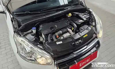 Peugeot 208 2015 1.6 автомат (гидро), миниатюра 6 Peugeot 208 2015 1.6 автомат (гидро), миниатюра 6