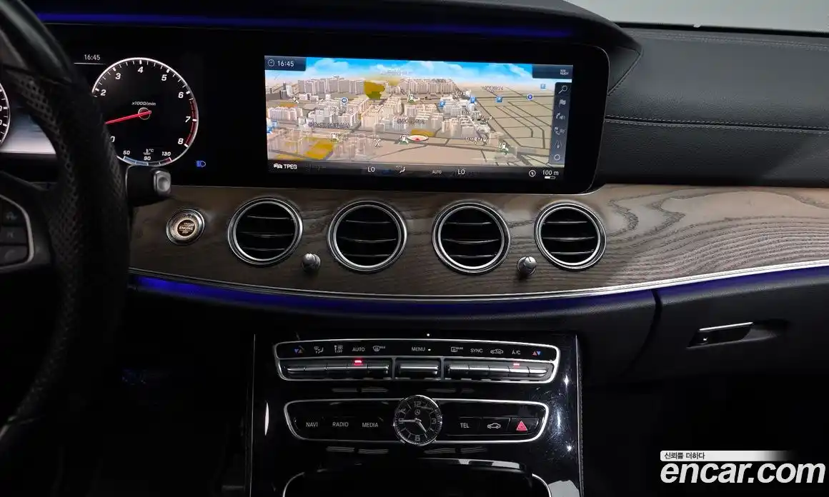 Mercedes-Benz E-Class 2018 2.0 автомат (гидро), фото 13