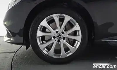 Mercedes-Benz E-Class 2018 2.0 автомат (гидро), миниатюра 4