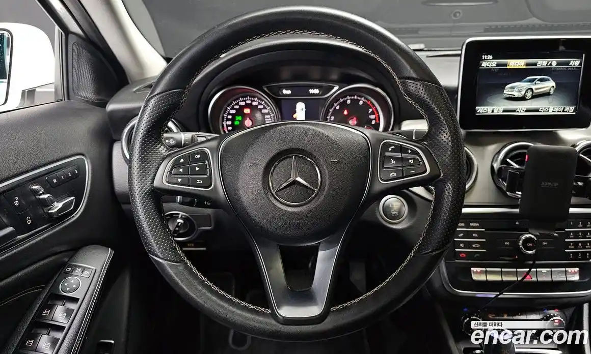 Mercedes-Benz GLA-Class 2018 2.0 гидро, фото 13 Mercedes-Benz GLA-Class 2018 2.0 гидро, фото 13