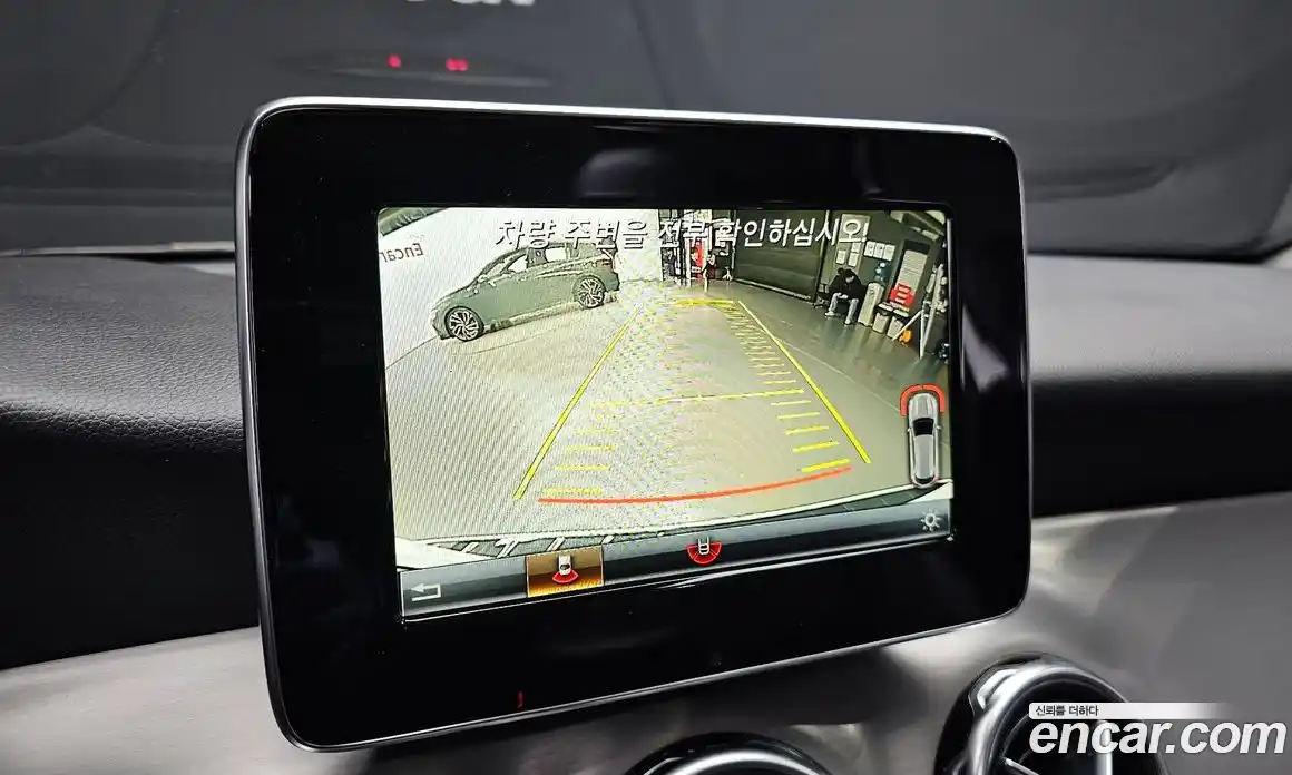 Mercedes-Benz GLA-Class 2018 2.0 гидро, фото 15 Mercedes-Benz GLA-Class 2018 2.0 гидро, фото 15