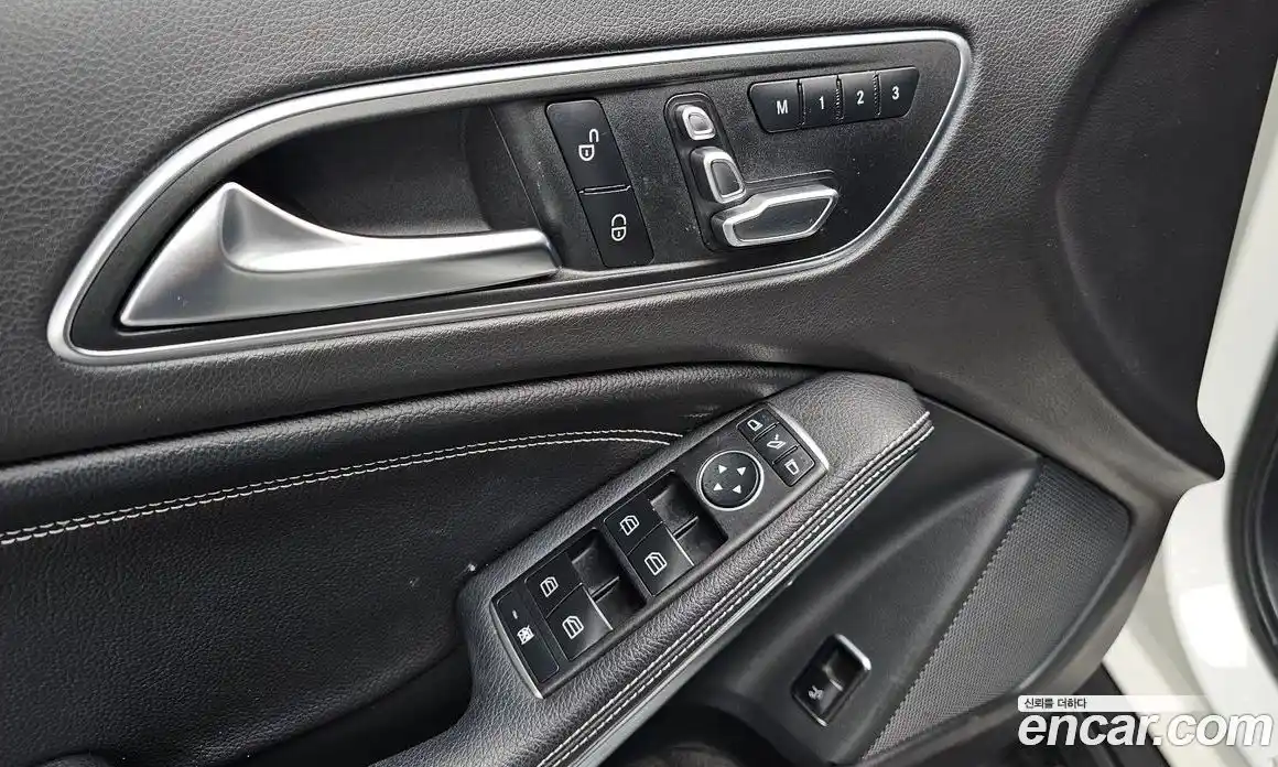 Mercedes-Benz GLA-Class 2018 2.0 гидро, фото 17 Mercedes-Benz GLA-Class 2018 2.0 гидро, фото 17