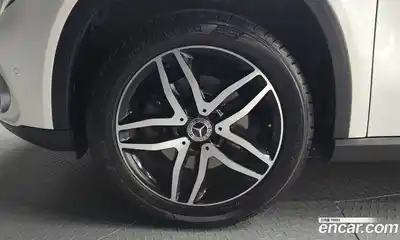Mercedes-Benz GLA-Class 2018 2.0 гидро, миниатюра 5 Mercedes-Benz GLA-Class 2018 2.0 гидро, миниатюра 5