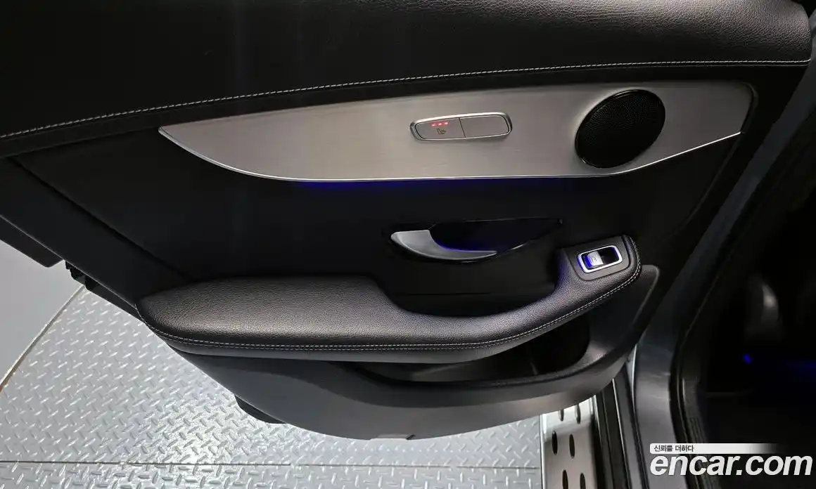 Mercedes-Benz GLC-Class 2021 2.0 автомат (гидро), фото 15