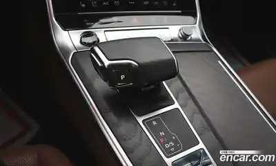 Audi A6 2021 2.0 автомат (гидро), миниатюра 9