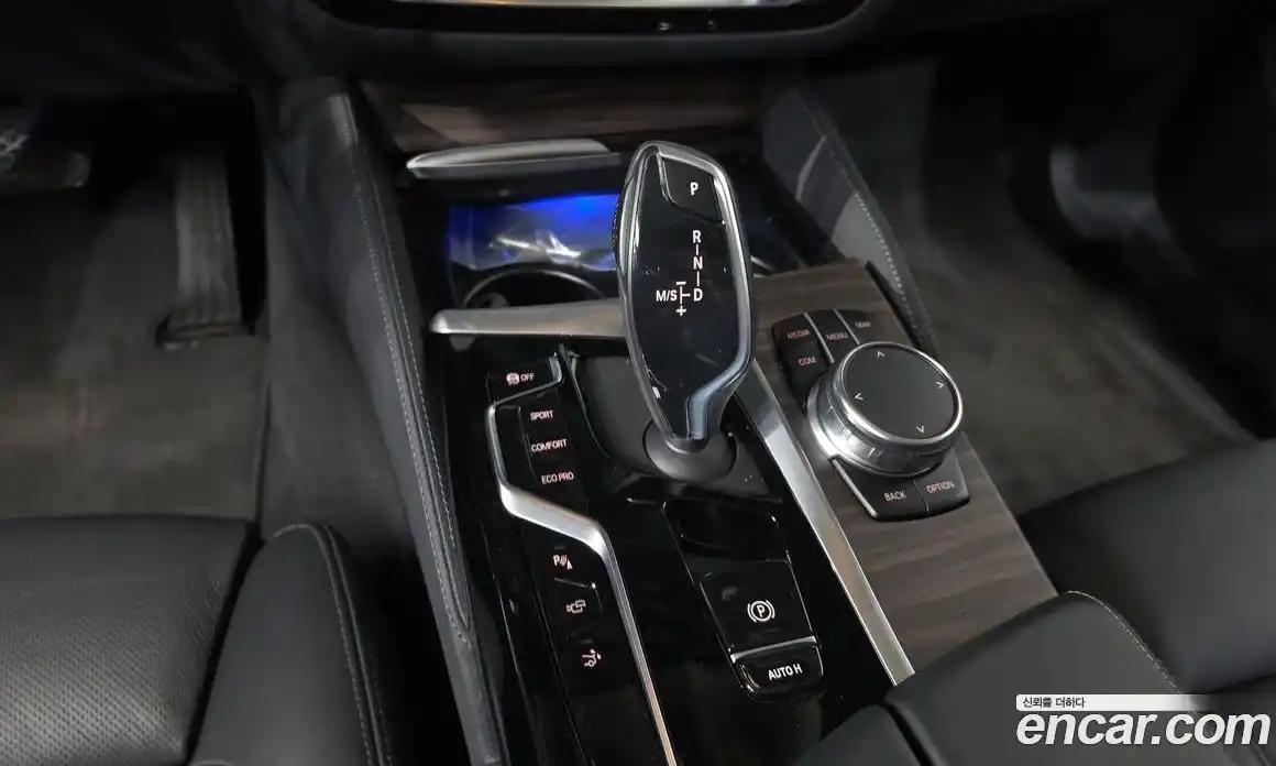 BMW 6 серия 2023 3.0 автомат (гидро), фото 12