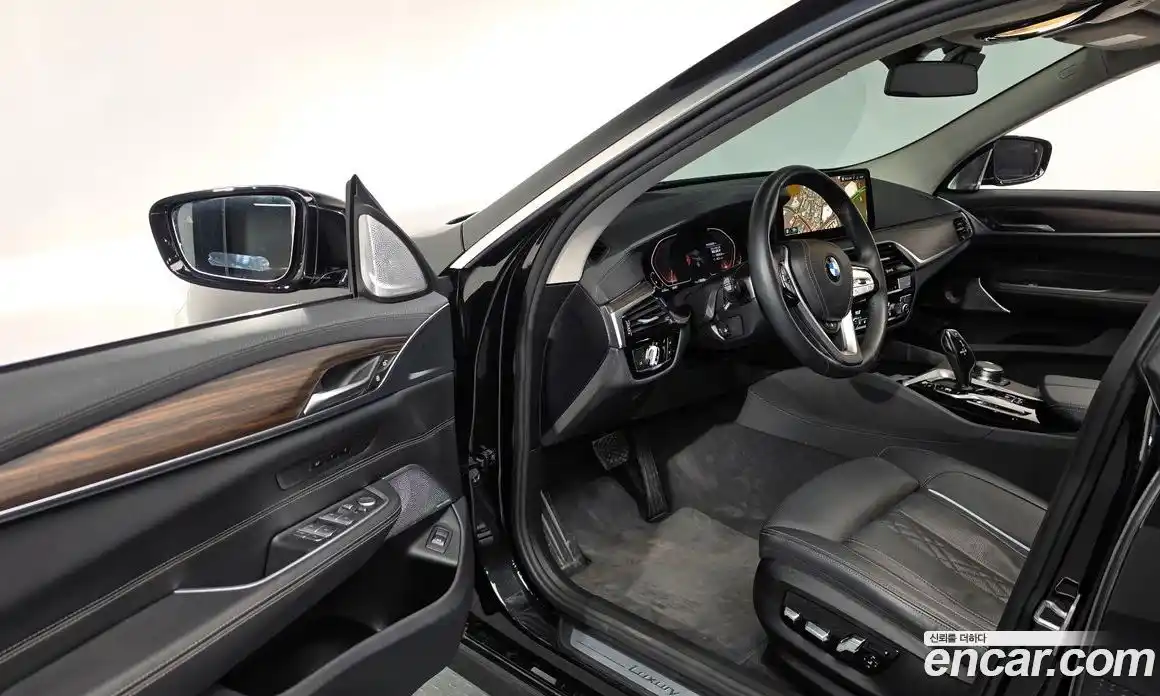 BMW 6 серия 2023 3.0 автомат (гидро), фото 13