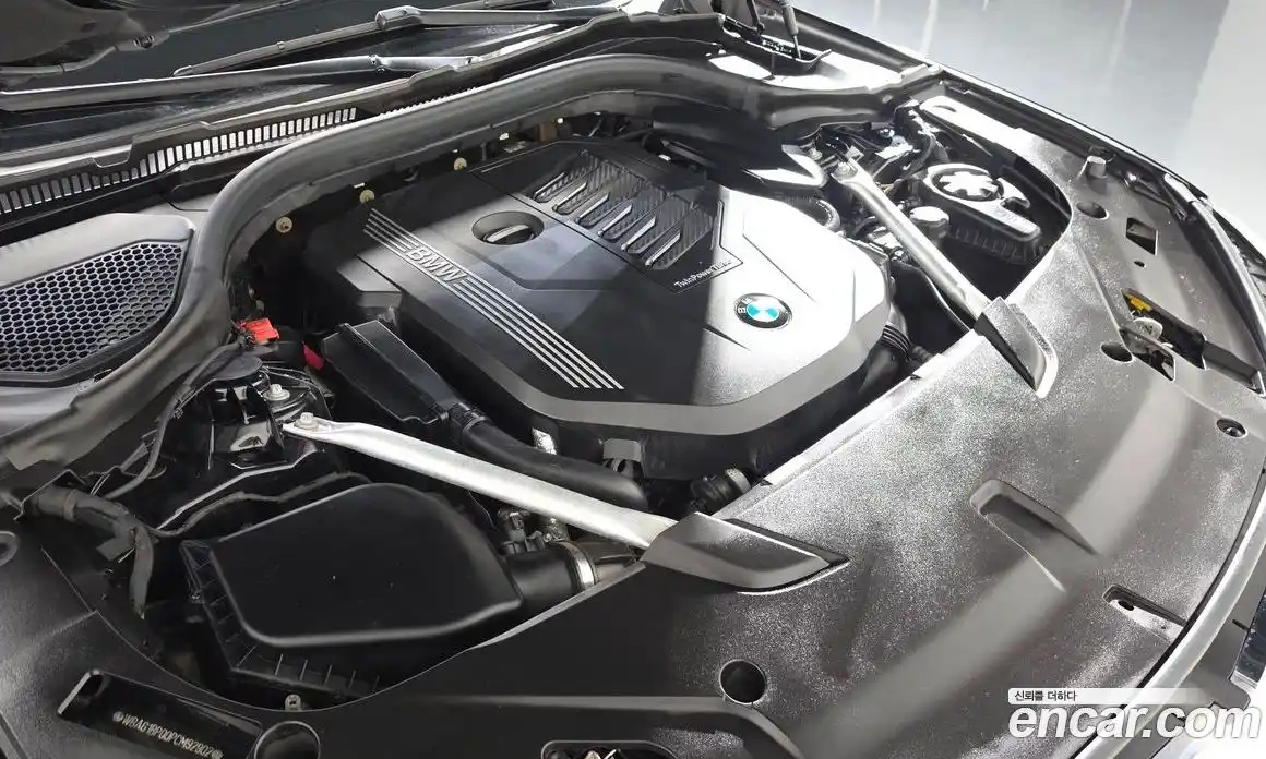 BMW 6 серия 2023 3.0 автомат (гидро), фото 6