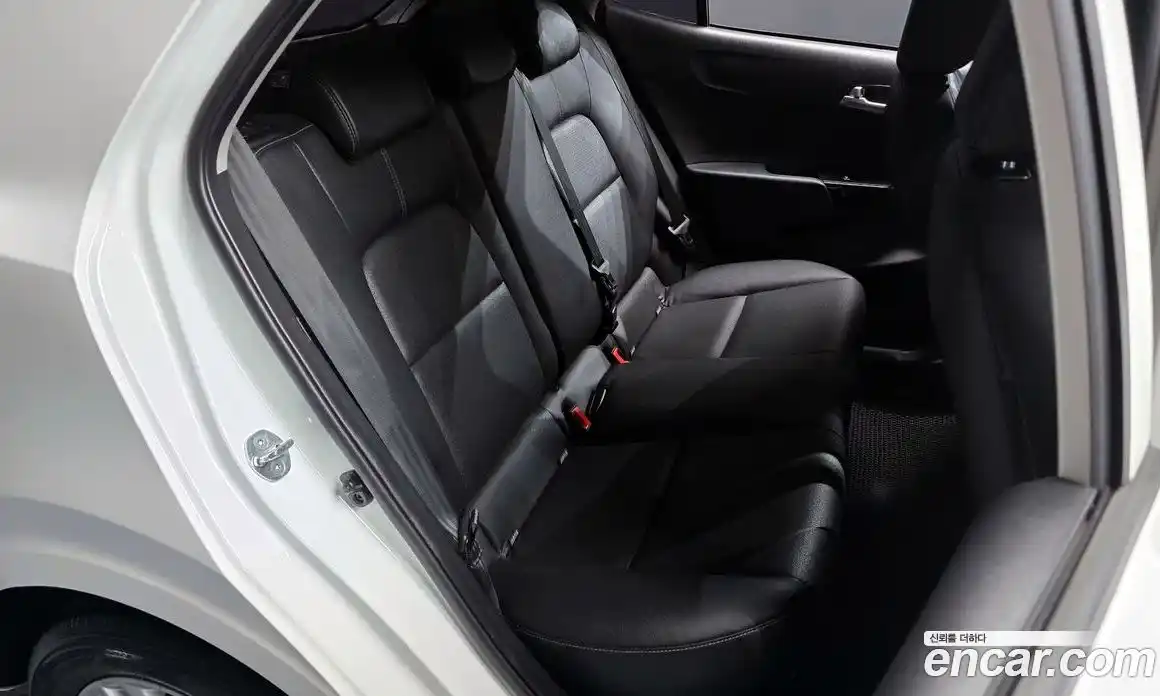 Kia Morning 2021 1.0 автомат (гидро), фото 17