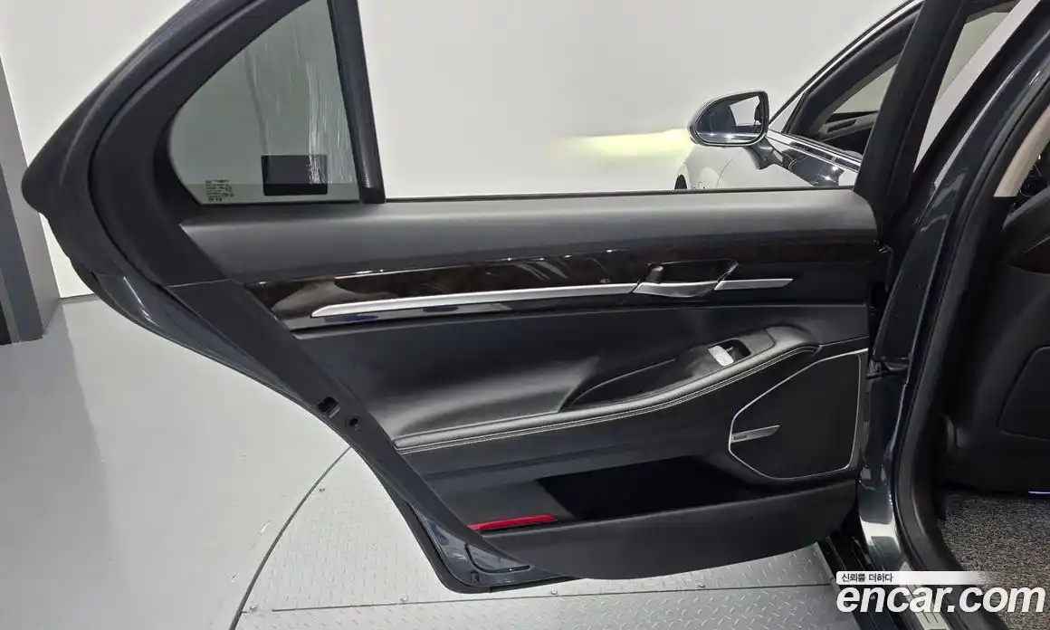 Genesis G90 2019 3.8 автомат (гидро), фото 14