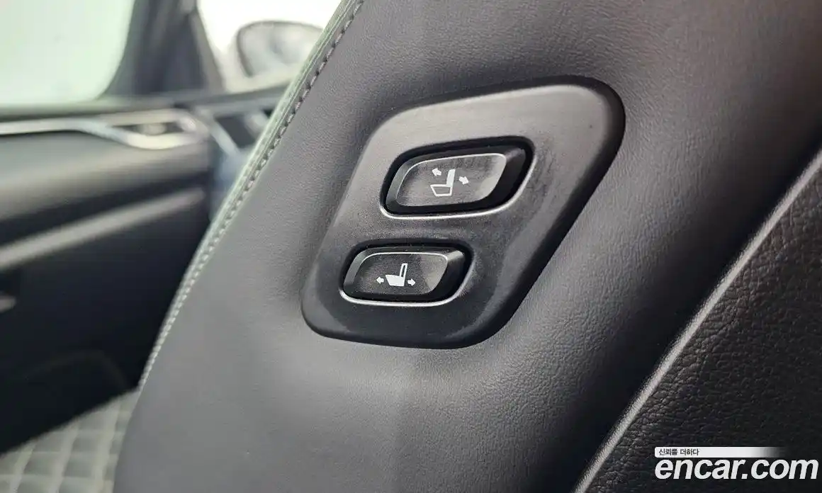 Genesis G70 2019 3.3 автомат (гидро), фото 31