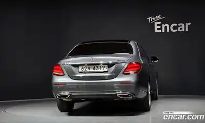 Mercedes-Benz E-Class 2017 2.0 автомат (гидро), миниатюра 4