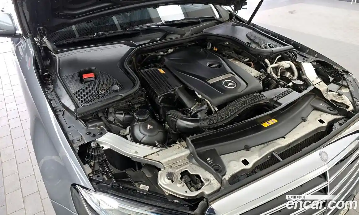 Mercedes-Benz E-Class 2017 2.0 автомат (гидро), фото 6