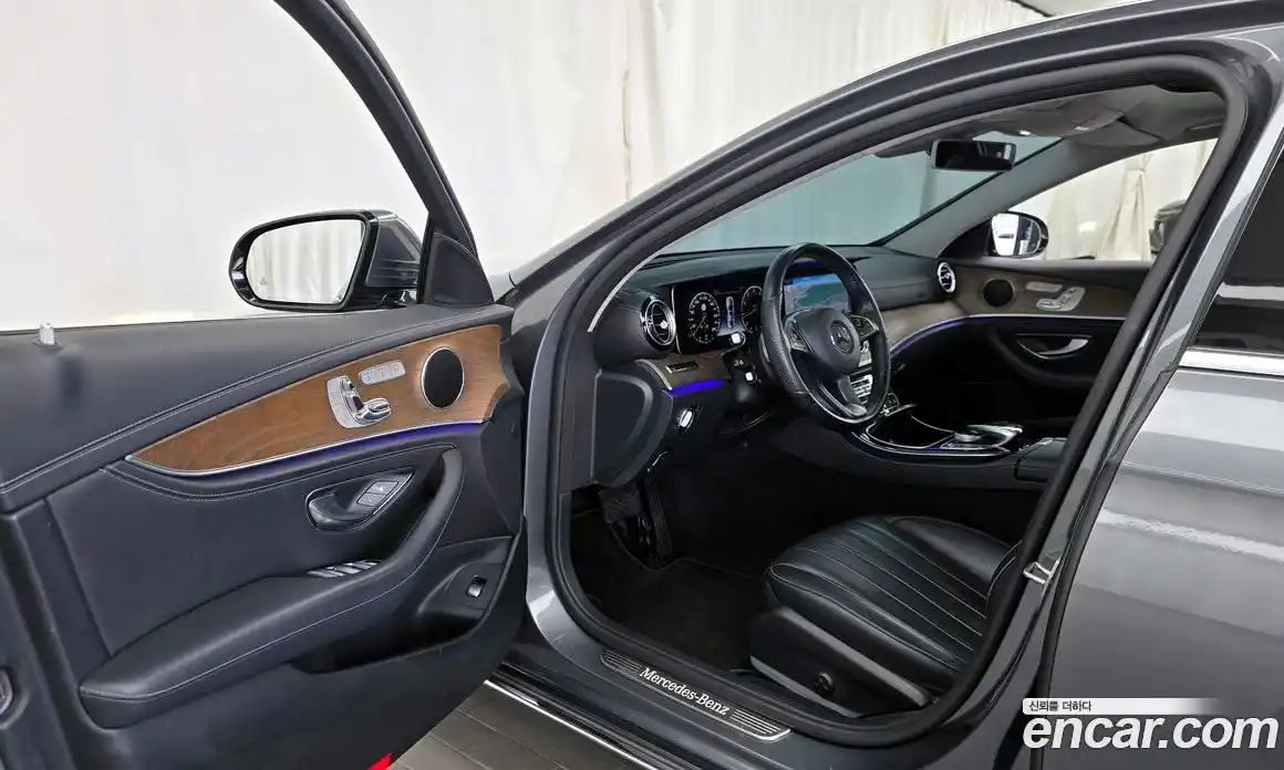 Mercedes-Benz E-Class 2017 2.0 автомат (гидро), фото 10