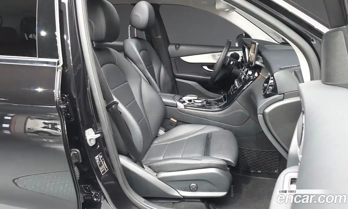 Mercedes-Benz GLC-Class 2019 2.0 автомат (гидро), фото 17