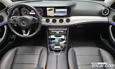 Mercedes-Benz E-Class 2016 2.0 автомат (гидро), миниатюра 7