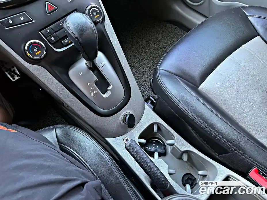 Chevrolet Orlando 2015 2.0 автомат (гидро), фото 17