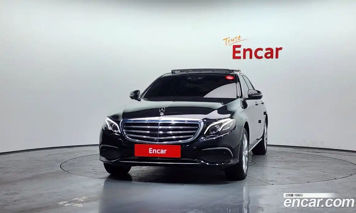 Mercedes-Benz E-Class 2019 2.0 автомат (гидро), фото 3
