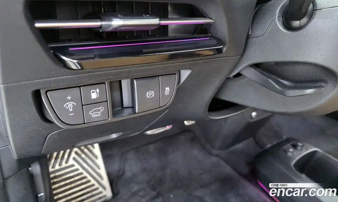 Kia EV6 2024 0.1 автомат (гидро), фото 24