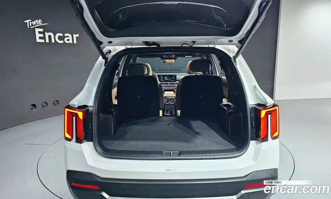 Kia Sorento 2024 1.6 автомат (гидро), фото 29
