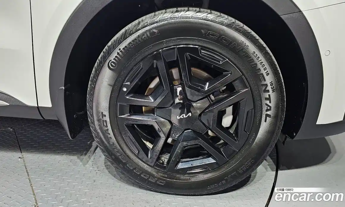Kia Sorento 2024 1.6 автомат (гидро), фото 7