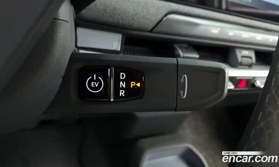 Kia EV3 2025 0.2 автомат (гидро), фото 12
