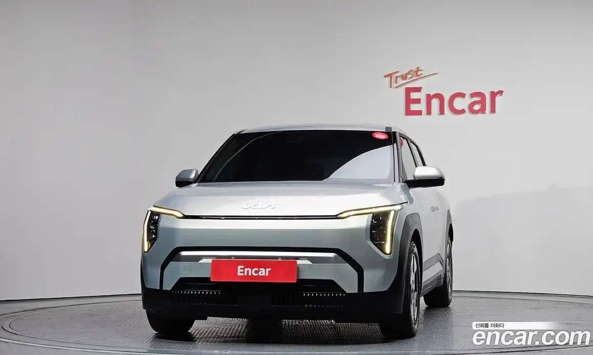 Kia EV3 2025 0.2 автомат (гидро), фото 3
