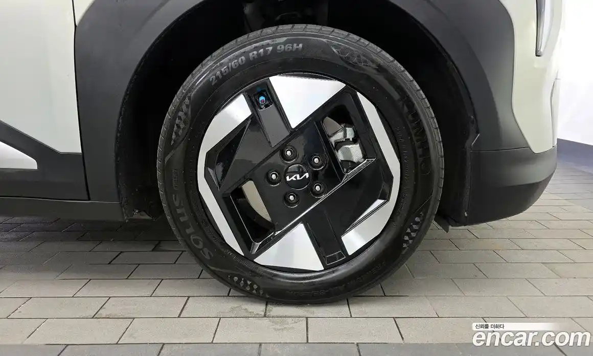 Kia EV3 2025 0.2 автомат (гидро), фото 7