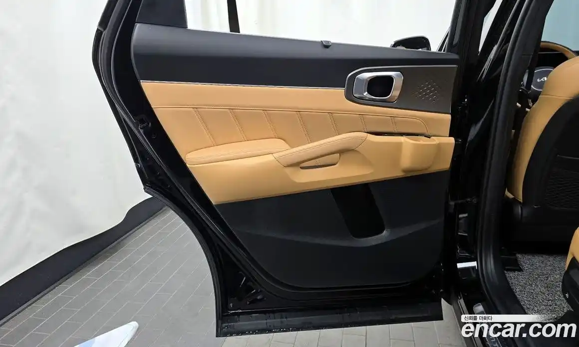 Kia Sorento 2022 1.6 автомат (гидро), фото 15