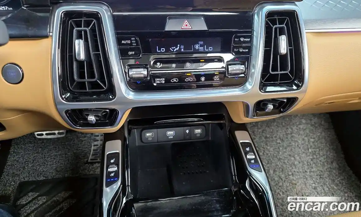 Kia Sorento 2022 1.6 автомат (гидро), фото 31