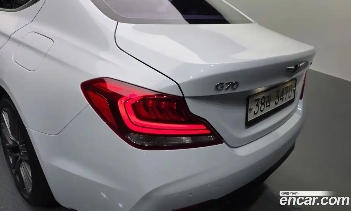 Genesis G70 2017 2.0 автомат (гидро), фото 9