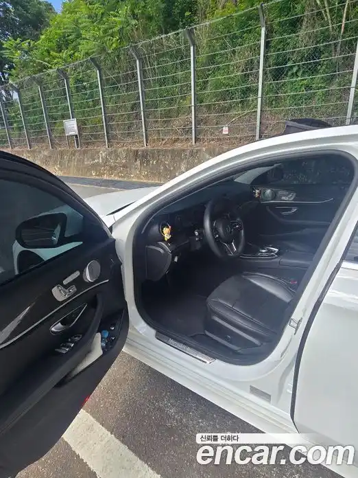 Mercedes-Benz E-Class 2020 2.0 автомат (гидро), фото 12
