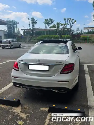 Mercedes-Benz E-Class 2020 2.0 автомат (гидро), миниатюра 4