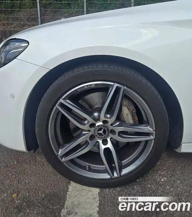 Mercedes-Benz E-Class 2020 2.0 автомат (гидро), фото 5