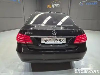 Mercedes-Benz E-Class 2013 3.5 автомат (гидро), миниатюра 4