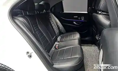 Mercedes-Benz E-Class 2019 2.0 автомат (гидро), миниатюра 11