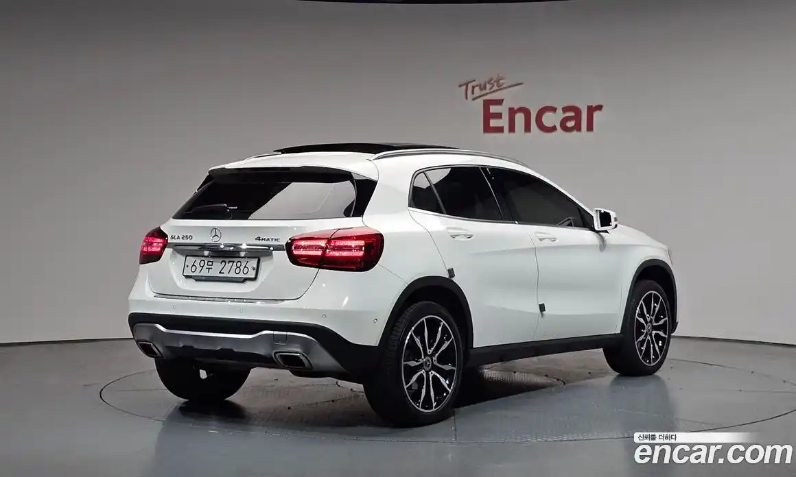 Mercedes-Benz GLA-Class 2019 2.0 гидро, фото 1 Mercedes-Benz GLA-Class 2019 2.0 гидро, фото 1