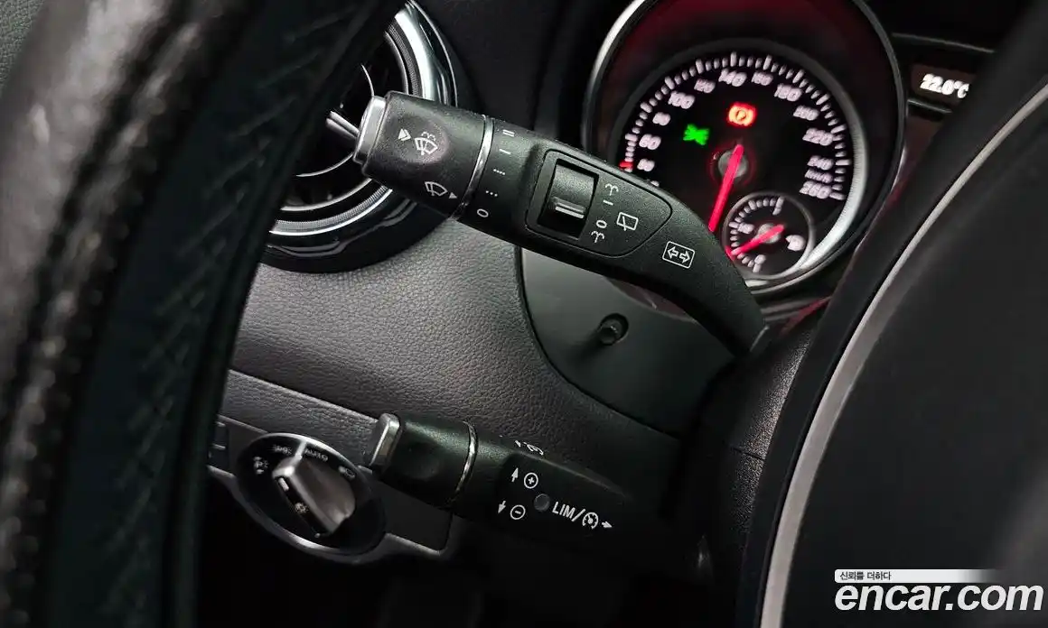 Mercedes-Benz GLA-Class 2019 2.0 гидро, фото 29 Mercedes-Benz GLA-Class 2019 2.0 гидро, фото 29
