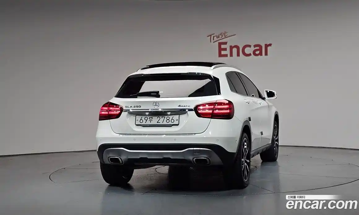 Mercedes-Benz GLA-Class 2019 2.0 гидро, фото 3 Mercedes-Benz GLA-Class 2019 2.0 гидро, фото 3