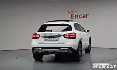 Mercedes-Benz GLA-Class 2019 2.0 гидро, миниатюра 3 Mercedes-Benz GLA-Class 2019 2.0 гидро, миниатюра 3