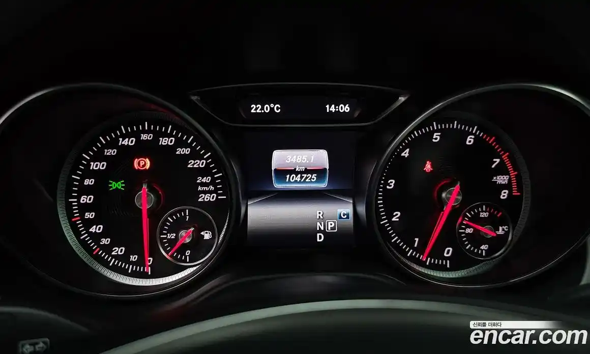 Mercedes-Benz GLA-Class 2019 2.0 гидро, фото 10 Mercedes-Benz GLA-Class 2019 2.0 гидро, фото 10