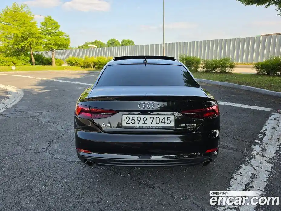 Audi A5 2019 2.0 автомат (гидро), фото 4