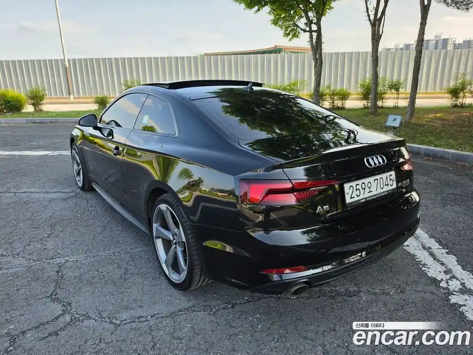 Audi A5 2019 2.0 автомат (гидро), фото 6
