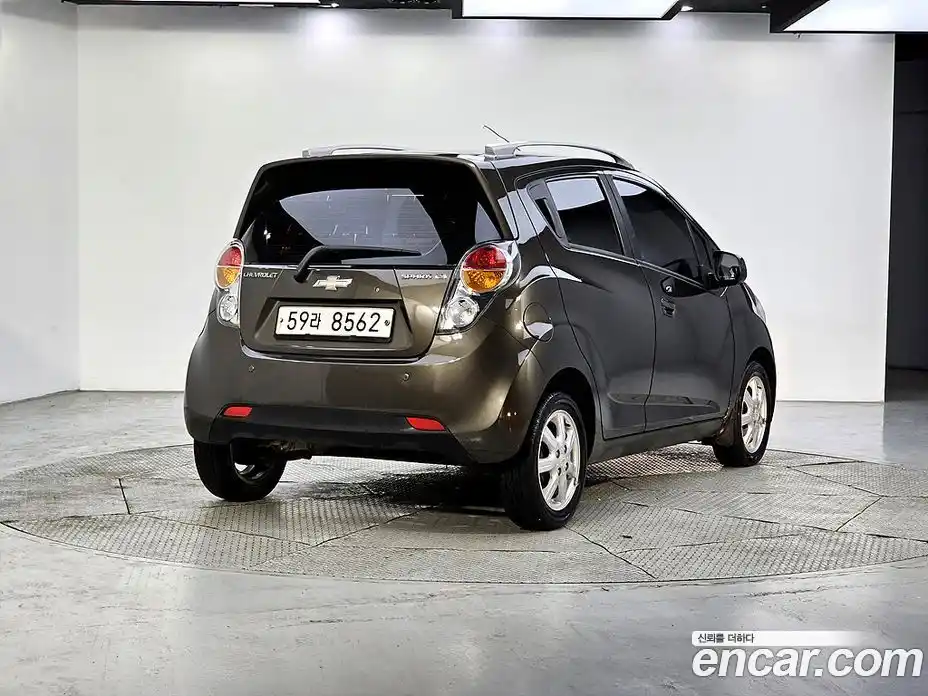 Chevrolet Spark 2012 1.0 автомат (гидро), фото 4