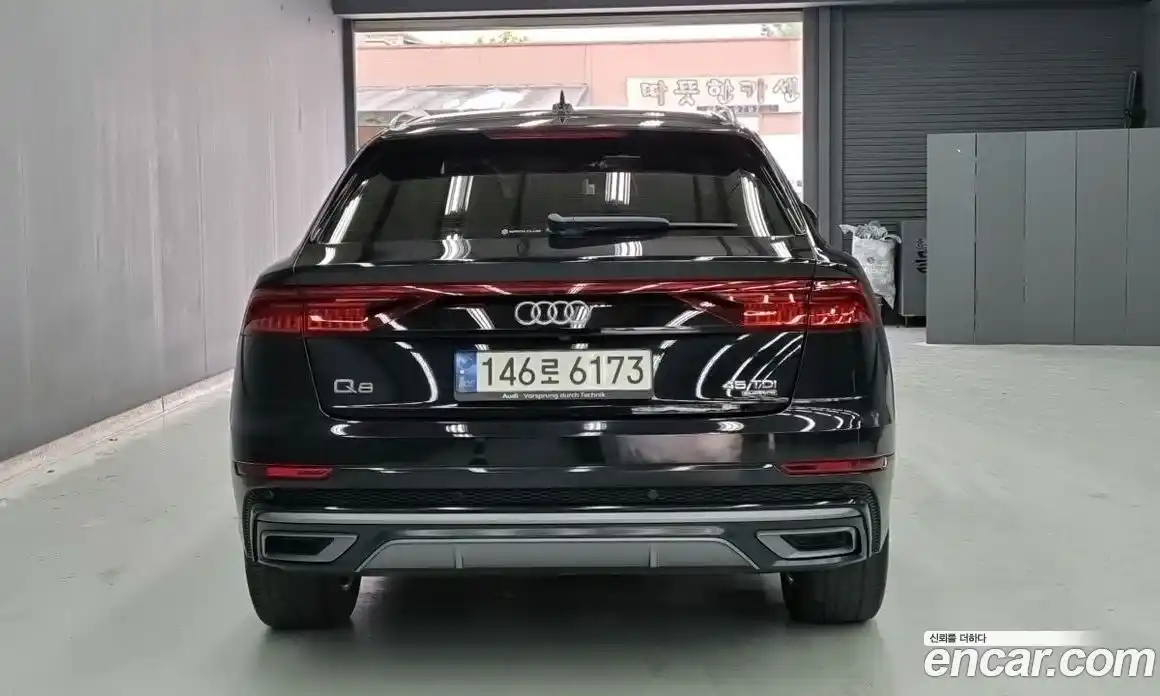 Audi Q8 2021 3.0 автомат (гидро), фото 3