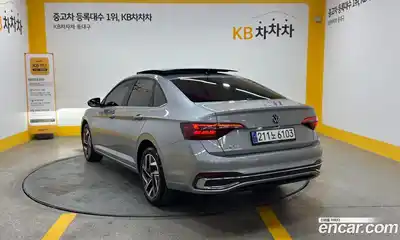 Volkswagen Jetta 2023 1.5 автомат (гидро), миниатюра 2
