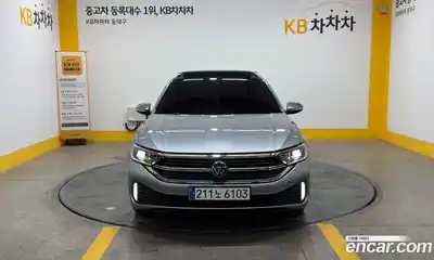 Volkswagen Jetta 2023 1.5 автомат (гидро), миниатюра 3