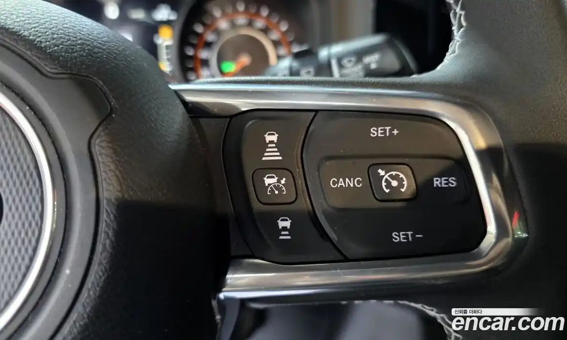Jeep Wrangler 2025 2.0 автомат (гидро), фото 18