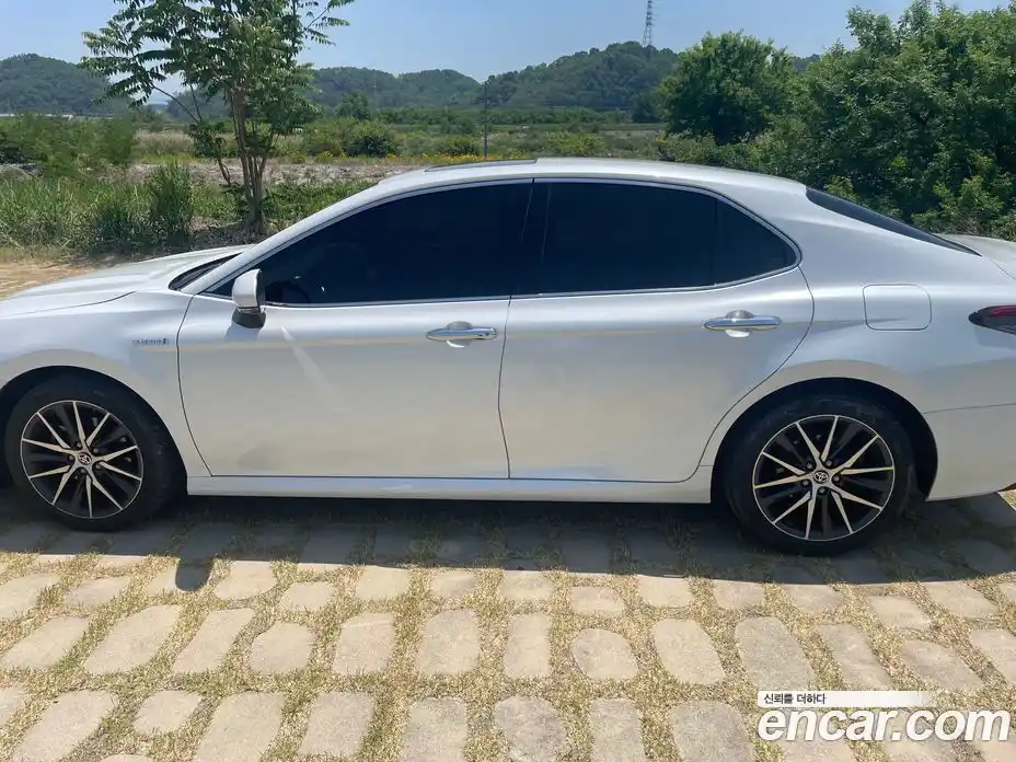 Toyota Camry 2024 2.5 гидро, фото 4
